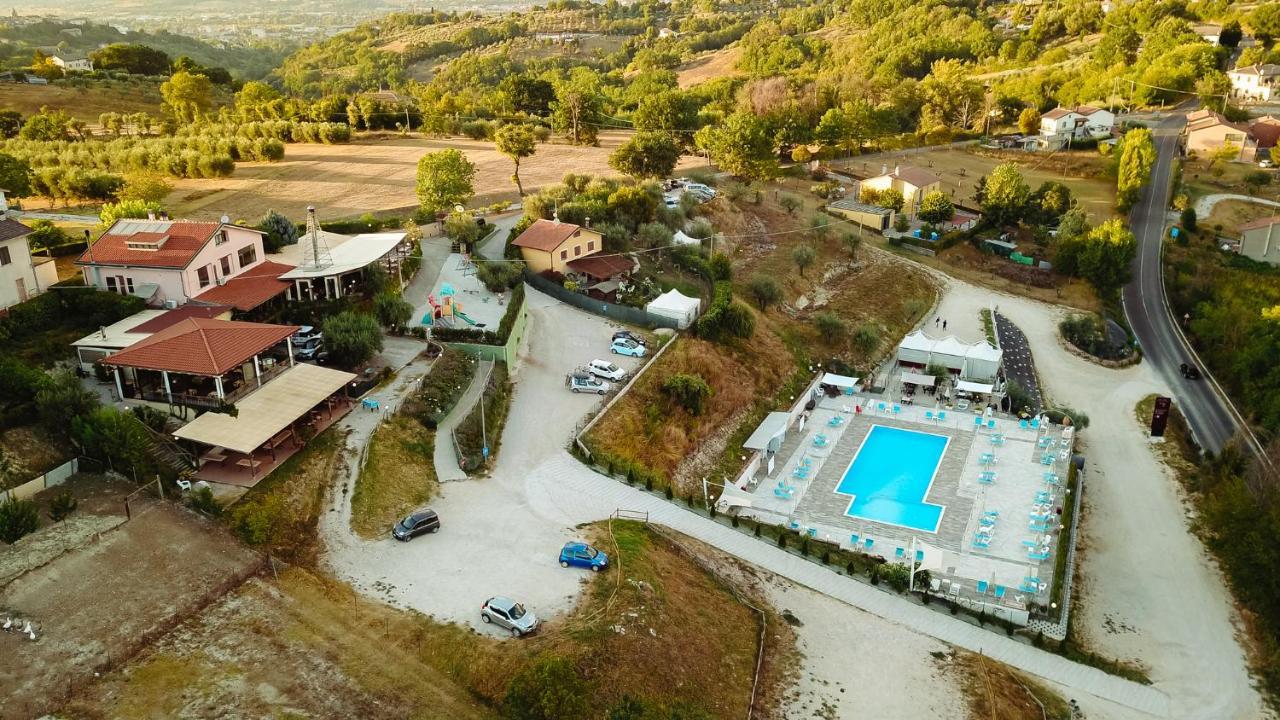 Il Pozzo Country House Collescipoli 外观 照片
